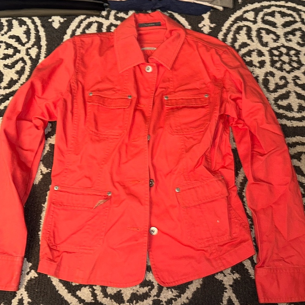 Órgano/ pink jacket